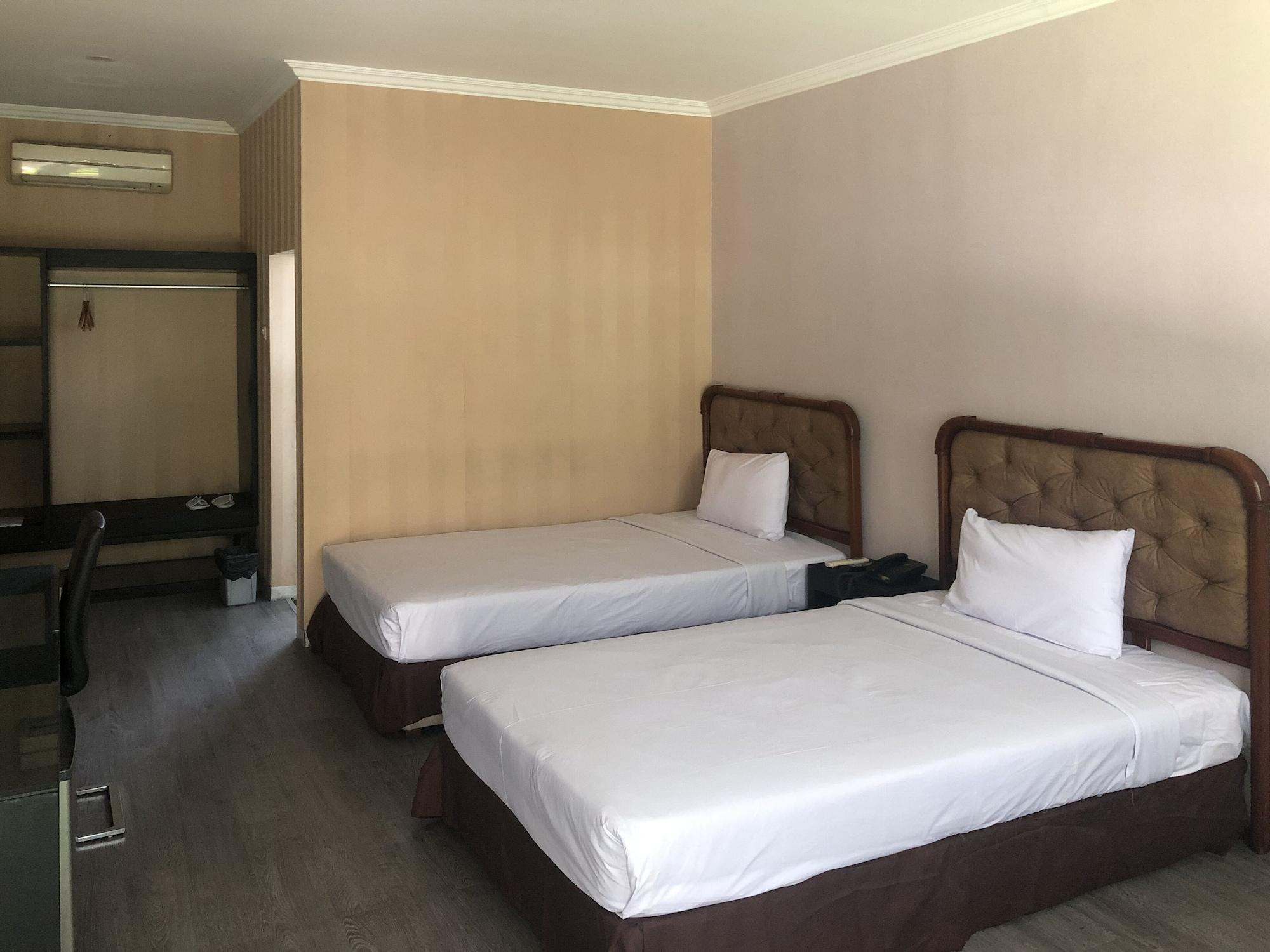 Hotel Sinar 3 Sedati Ngoại thất bức ảnh