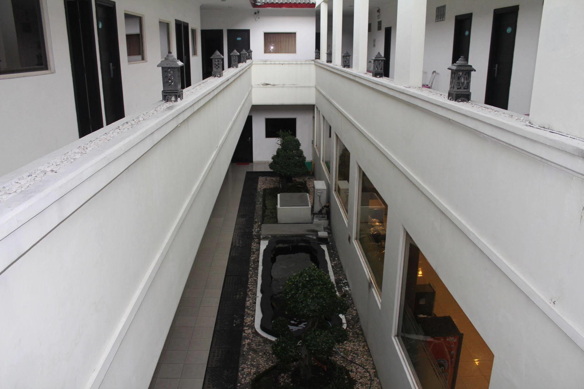 Hotel Sinar 3 Sedati Ngoại thất bức ảnh
