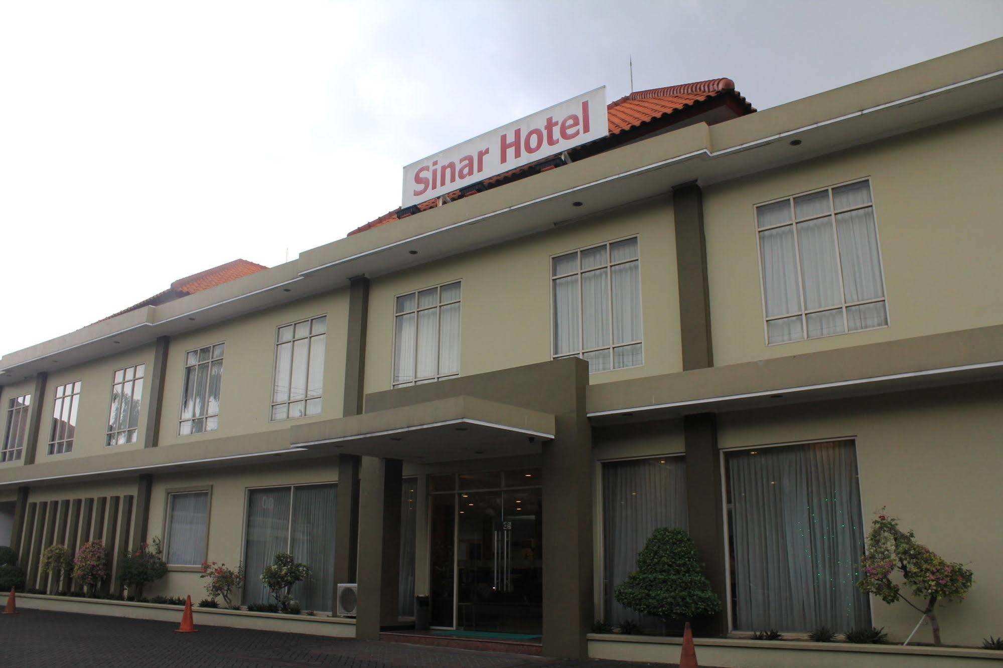 Hotel Sinar 3 Sedati Ngoại thất bức ảnh